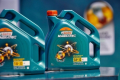 Castrol develops new Castrol Magnatec with revolutionary Dualock technology